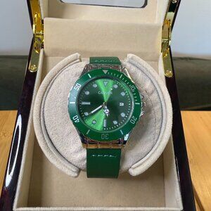 Cadvan Diver Calendar Watch Green/Silver, 43mm